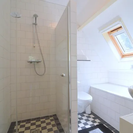 בית נופש In With Garden, Cleaning Included